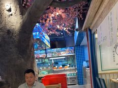 -南海底小海鲜·湘菜(鲁巷吴家湾店)