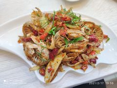 -覃记海鲜美食餐厅