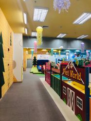 -莫莉幻想儿童乐园(北京丰台永旺店)