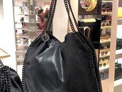 -文艺复兴百货(米兰大教堂广场店)