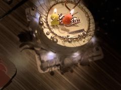 白色羽毛气质款生日蛋糕-艾加柒克蛋糕茶歇甜品台(春熙路店)