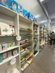 -逝水玩具折扣店