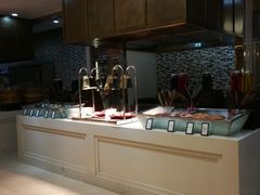 -海口绿发希尔顿酒店-田园汇自助餐·三文鱼·海鲜