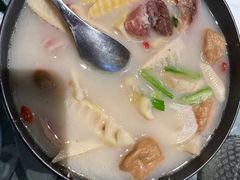 -披云云小馆·味道江湖(姚家园万象汇店)