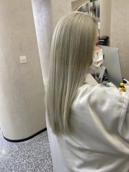 -东秀护肤造型