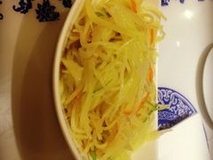 土豆丝-东方饺子王(中央大街店)