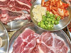 -姜胖胖韩式自助烤肉(光明万达店)