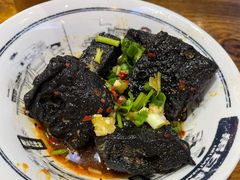 -黑白电视长沙小吃(美林M·LIVE天地东座店)