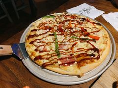 纽约薄饼·美式BBQ鸡肉披萨-SUPER BOWL 超级碗披萨(崂山丽达店)