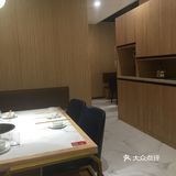 没有枝枝叶叶昏暗的丛林风格