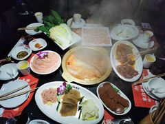 -麻辣英雄重庆火锅(常平店)