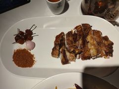 馕坑焖烤羊排-西域阿里马新疆菜·清真(桂花路店)