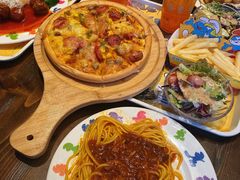 -蓝精灵乐园·世茂精灵之城主题乐园