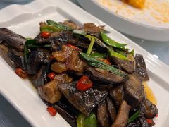-乡村馕坑肉·烧烤·新疆菜·本地人更爱吃(阿勒泰首店)