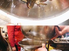 -肖肖酸萝卜鱼火锅(总店)