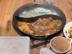-香逸山自助火锅