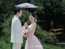 -第一夫人婚纱摄影(南京店)