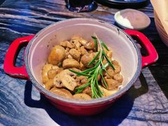 -LES ELITES 英集荟(南京西路店)