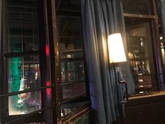 -胡桃里乐队酒馆(鎏嘉码头店)