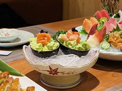 三文鱼牛油果沙拉-鮨桐日本料理(望京店)