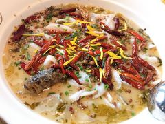 -江渔儿酸菜鱼专门店(明珠广场店)