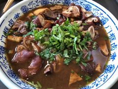 卤煮火烧-门框胡同百年卤煮(新街口店)