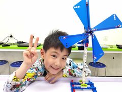 -蓝精灵创客少儿编程(百步亭中心)