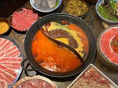 酸汤鸳鸯锅-冯校长老火锅(广州正佳广场店)