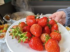 -金马门国际美食百汇(珞喻路店)