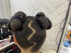 -金夫人化妆摄影职业培训学校