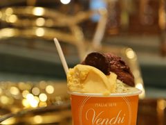 鱼子酱巧克力冰淇淋-VENCHI 闻绮(北京国贸商城店)