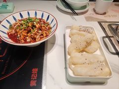 -黄记煌三汁焖锅(新佳丽江汉路店)