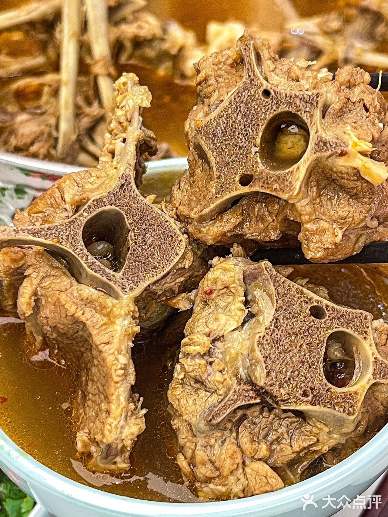 安达宴歌的羊蝎子，一口就上瘾！🔥