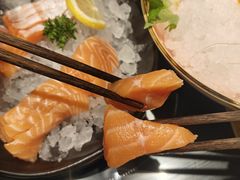 -枝魯枝魯自助料理
