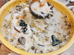 东北酸菜锅-素行天下(国投财富广场店)