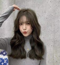 -时尚殿堂明星门店