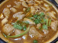 豆花肥肠-砂锅店