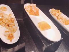 -上海西藏大厦万怡自助餐厅(徐汇店)