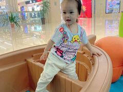 -小小王国亲子游泳俱乐部(锦辉中心)