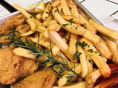 -MIKAKU(万达广场上海宝山店)