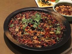 火爆肥肠-沁香庭中餐厅·川粤菜(重庆高新假日酒店)