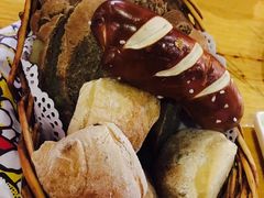 餐包-皇冠自酿啤酒坊(中国红街5号楼店)