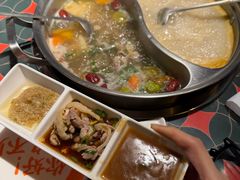 -南城十里潮汕鲜牛火锅·鲜虾生滚粥(融汇老商埠店)