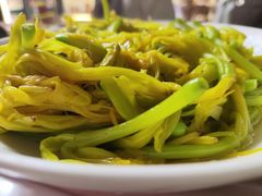 -天天向上素食餐厅(五台山店)