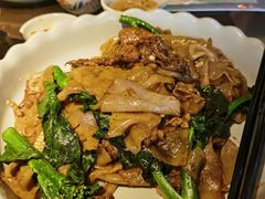 -大头虾越式风味餐厅(光明广场店)