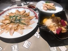-穹六人间 people 6(岳阳路店)