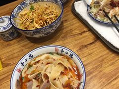 -十二忠手拉面(燎原街店)