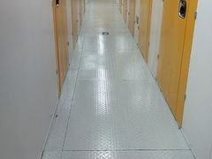 -安东易迷你自助仓储寄存仓库(顾戴路店)