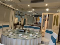 -艳阳天酒店(五里新村店)