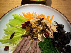 -麦麦山云南菜(复地活力城店)
